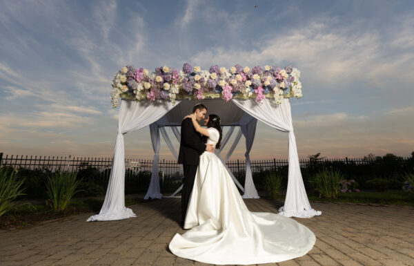 Riverview Ballroom The Riverview Ballroom is a wedding venue in Cliffside Park, New Jersey. Gallery 5