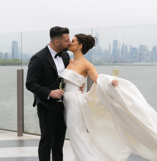 The wedding of Live Entertainment Plus a DJ Paired With Stunning NYC Views at This Hudson House Wedding A wedding at Hudson House in New Jersey.