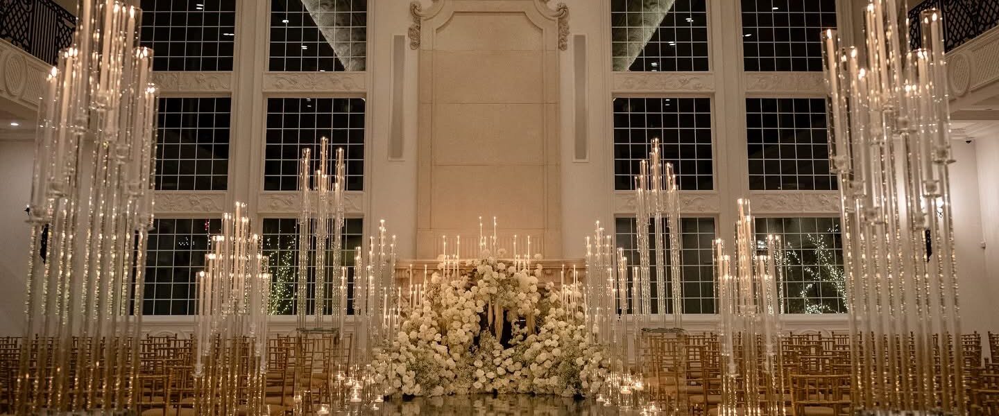 A Black-Tie Winter Wedding of Timeless Elegance