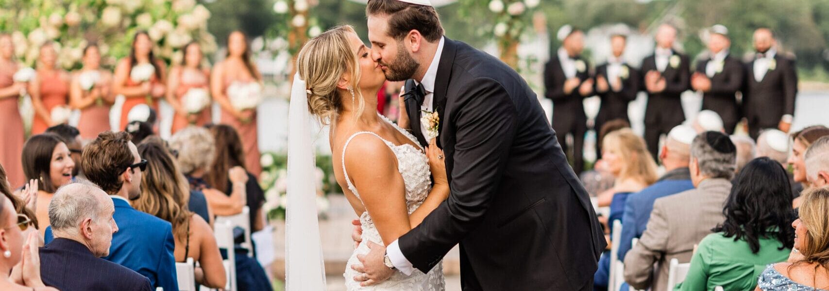 A Chic, Romantic Late-Summer Wedding at the Shore