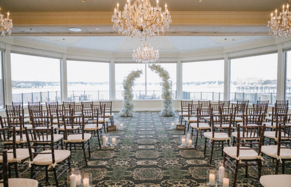 A wedding at Molly Pitcher Inn in Red Bank NJ.