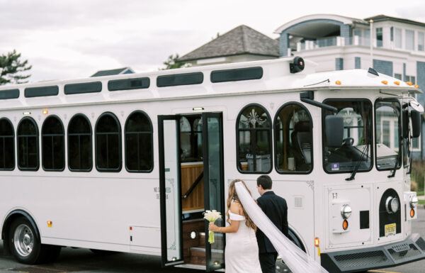 A Candlelit Fall Wedding at Eagle Oaks Golf & Country Club