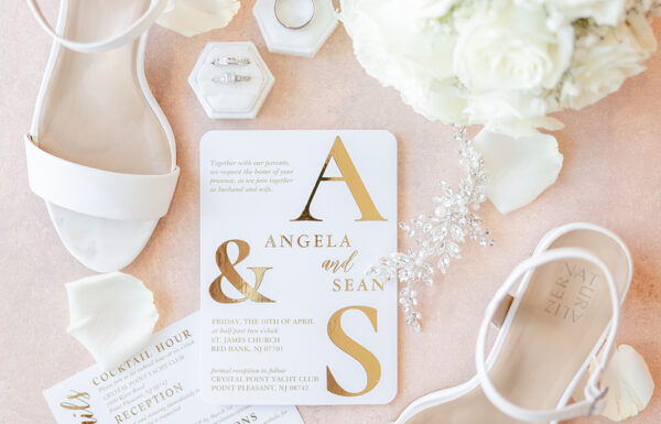 Waterfront Views Set the Scene for This Clarks Landing Yacht Club Wedding