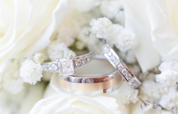 Waterfront Views Set the Scene for This Clarks Landing Yacht Club Wedding