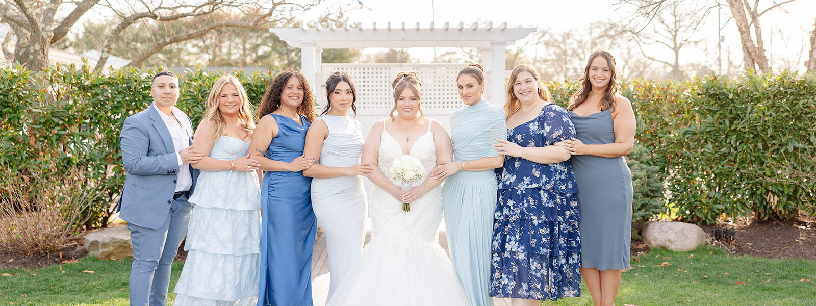 Waterfront Views Set the Scene for This Clarks Landing Yacht Club Wedding