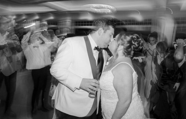 Waterfront Views Set the Scene for This Clarks Landing Yacht Club Wedding
