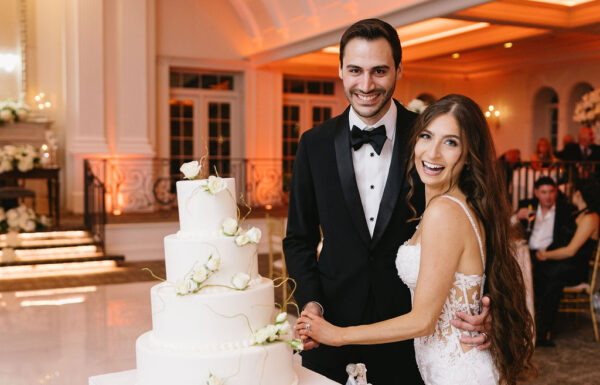All-Black Dress Code, All-White Florals & Three Dress Changes at Nanina’s in the Park