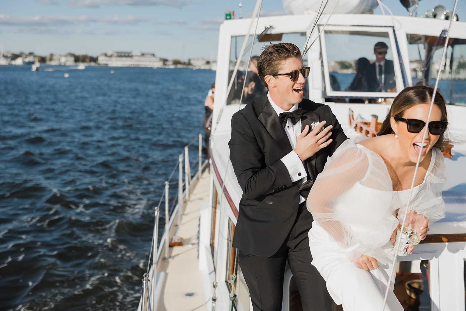 Fun and chic Jersey Shore wedding at Bay Head Yacht Club.