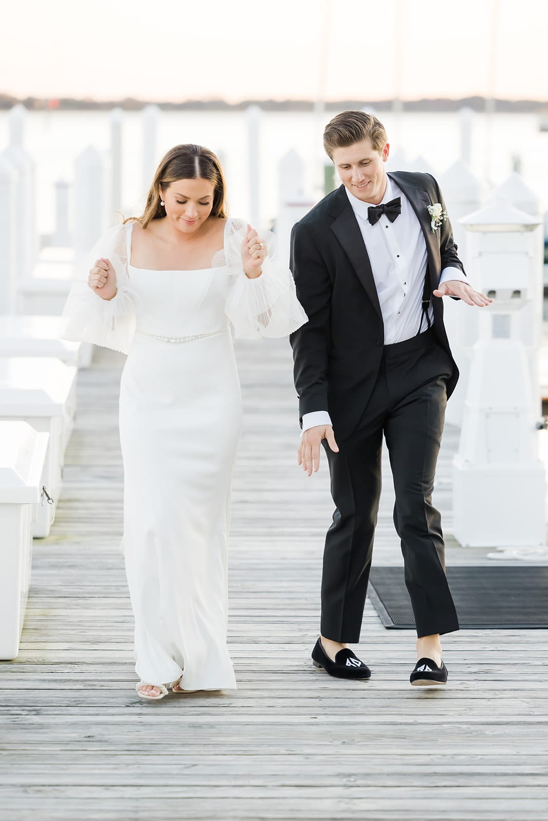 Fun and chic Jersey Shore wedding at Bay Head Yacht Club.