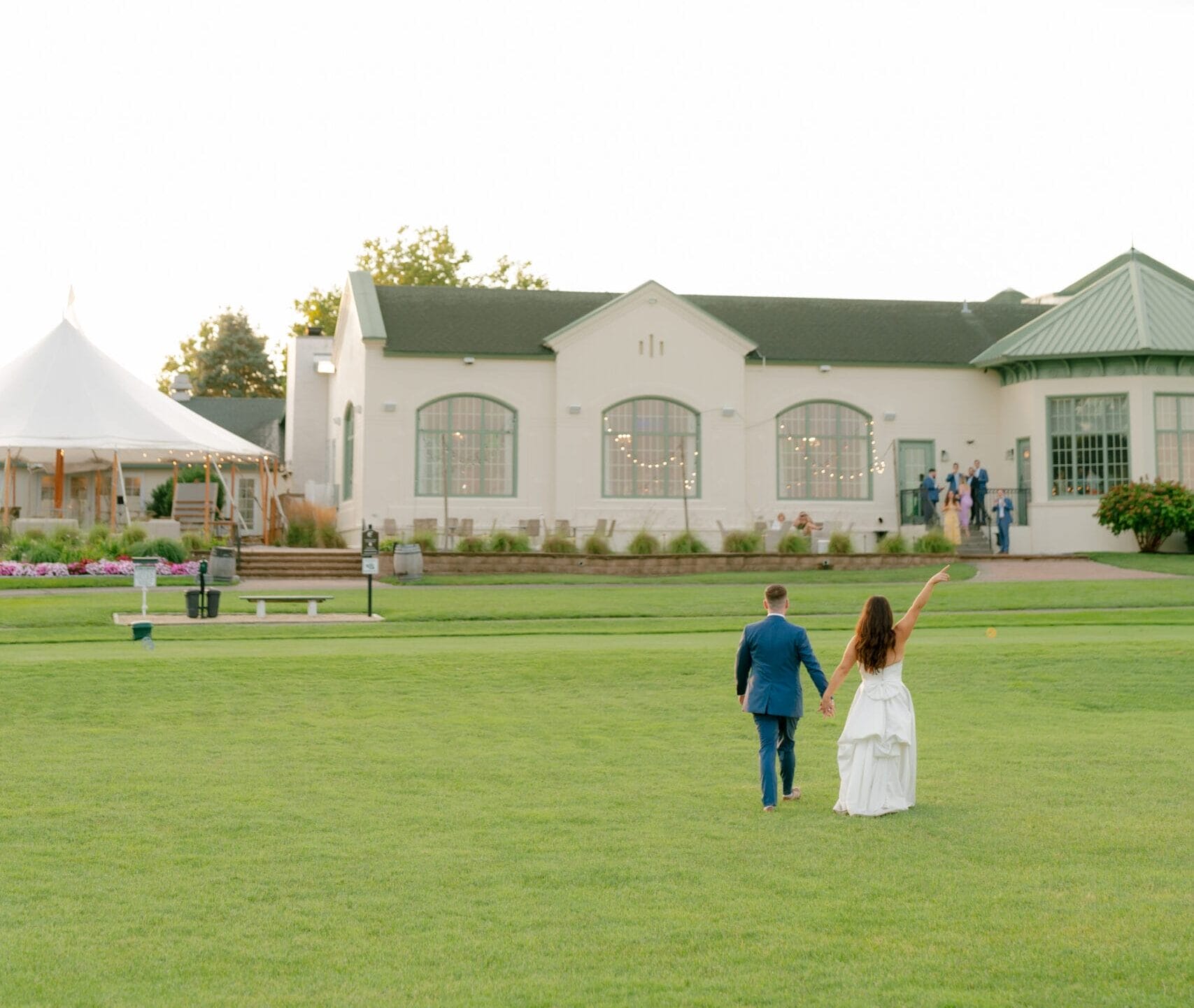 A Linwood Country Club wedding.