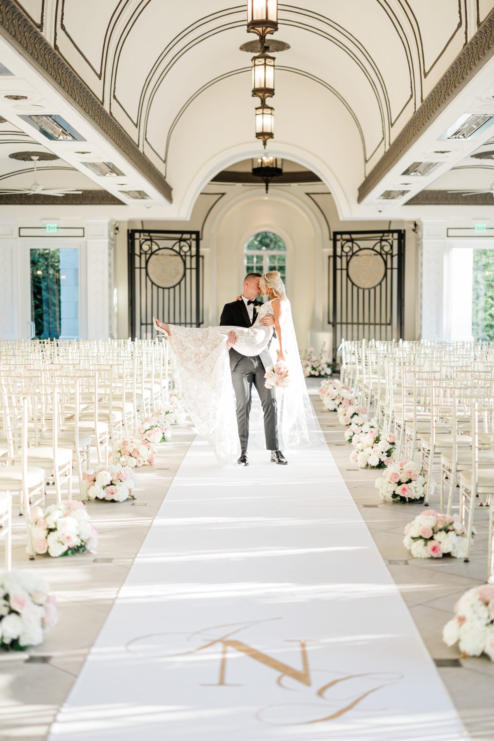 An elegant wedding at Shadowbrook at Shrewsbury.